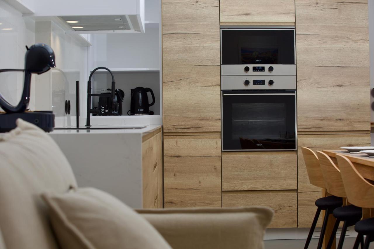 Suite 101 - 2 Bedroom Suite At Amando Perez Suites Ribadeo Exteriör bild